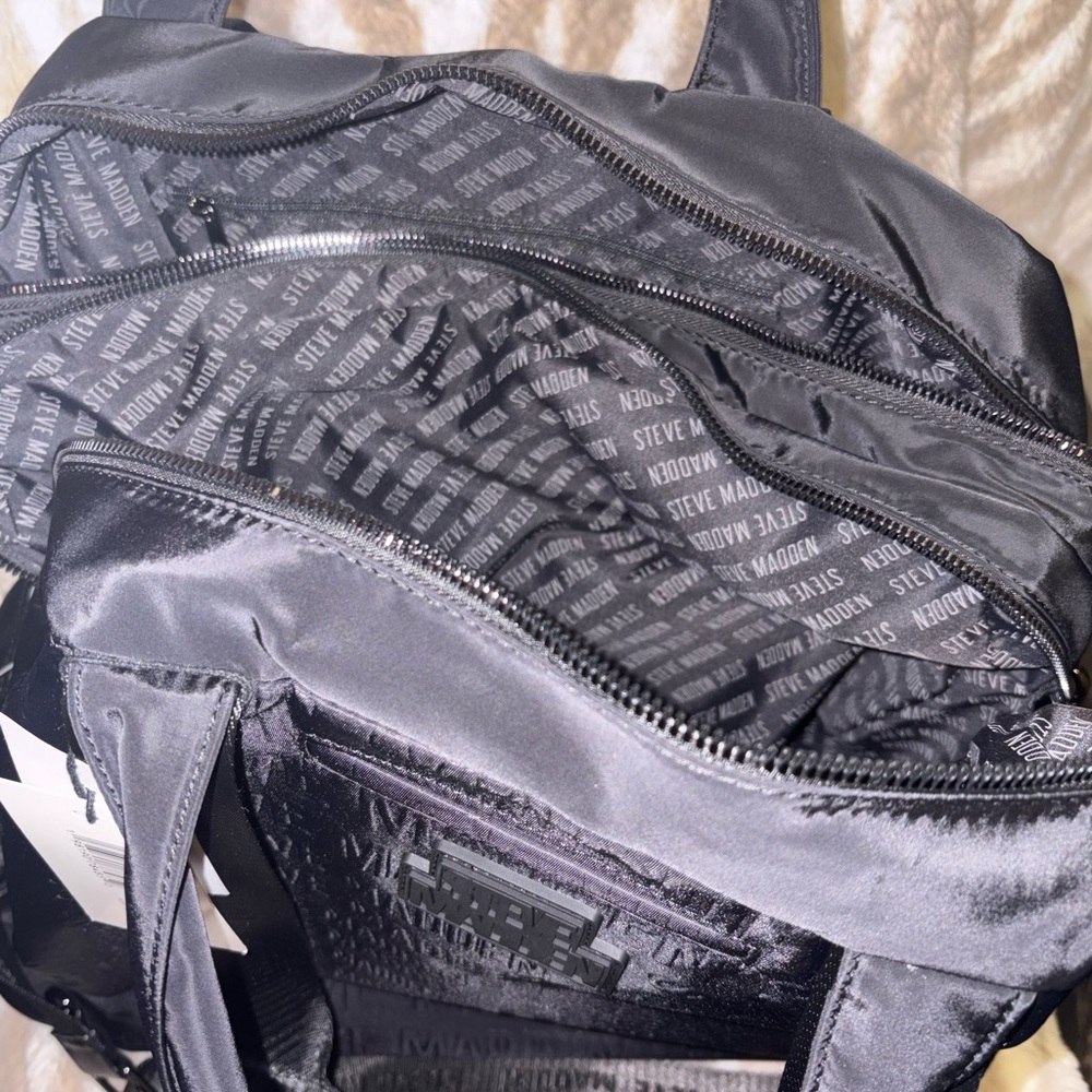 NWT Steve Madden Black Duffel Bag Set - Picture 8 of 9